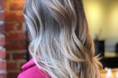 Brightened blonde highlights for summer weather